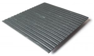 Standard transit flooring in DS marbled dark gray, ribbed